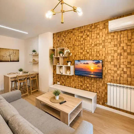 Daire Sea Side Near Opera And Loft Mamaia